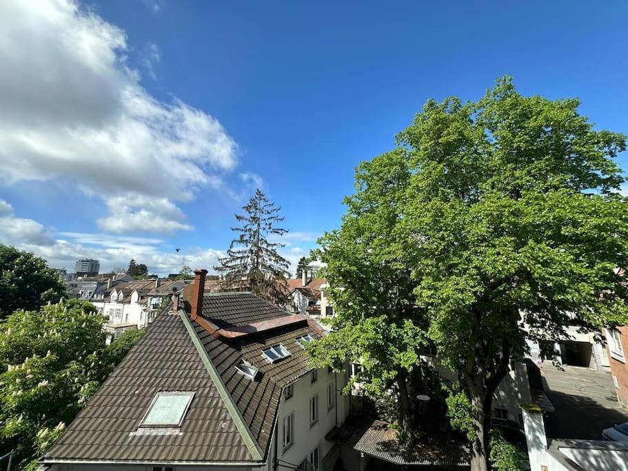 New Tiny 2 Near Uni & Hospital Apartment